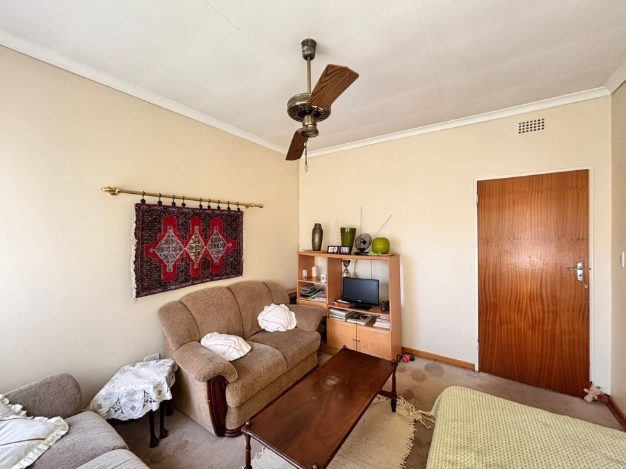 4 Bedroom Property for Sale in Flamwood North West